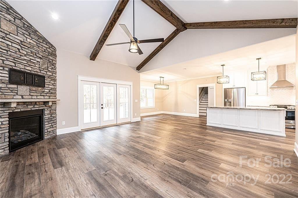 The River Bend Residence — photo 12