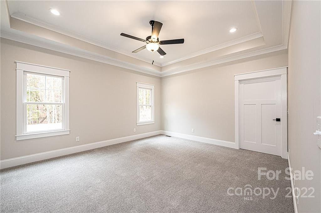 The River Bend Residence — photo 24