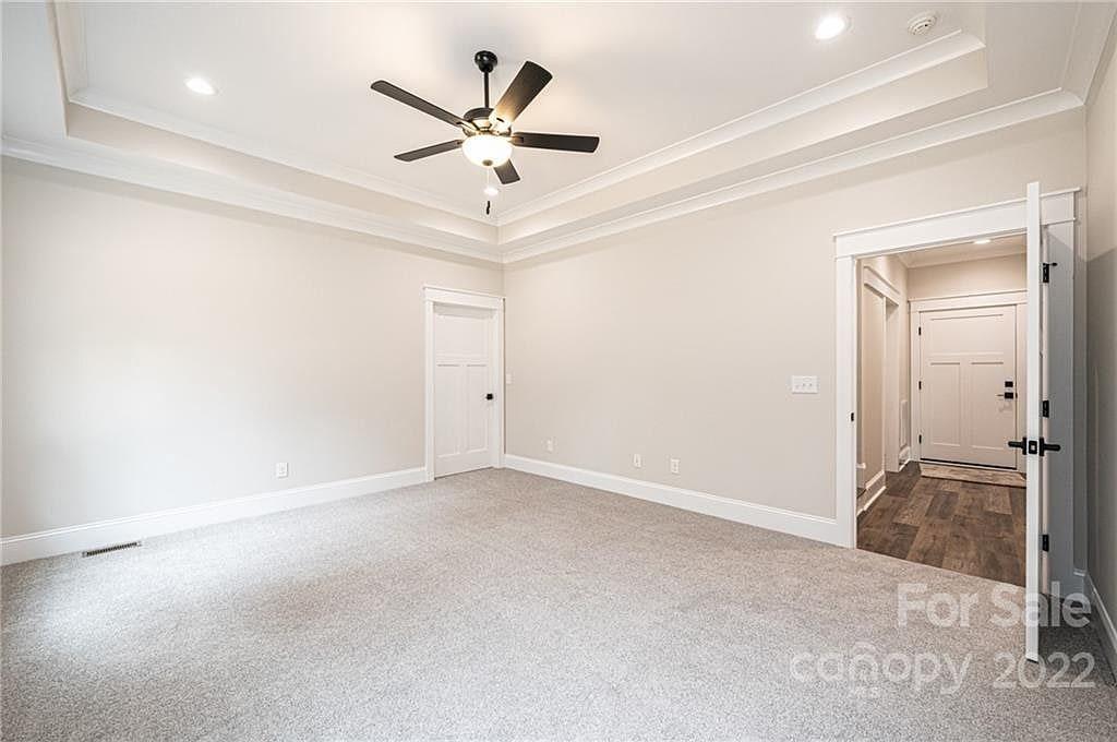 The River Bend Residence — photo 26