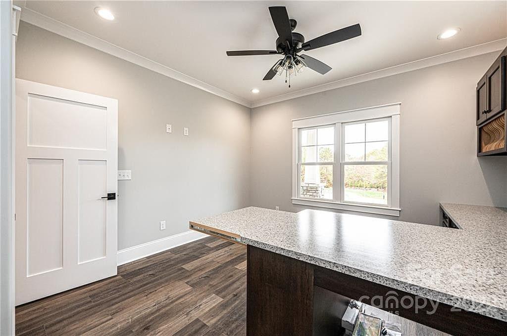 The River Bend Residence — photo 30
