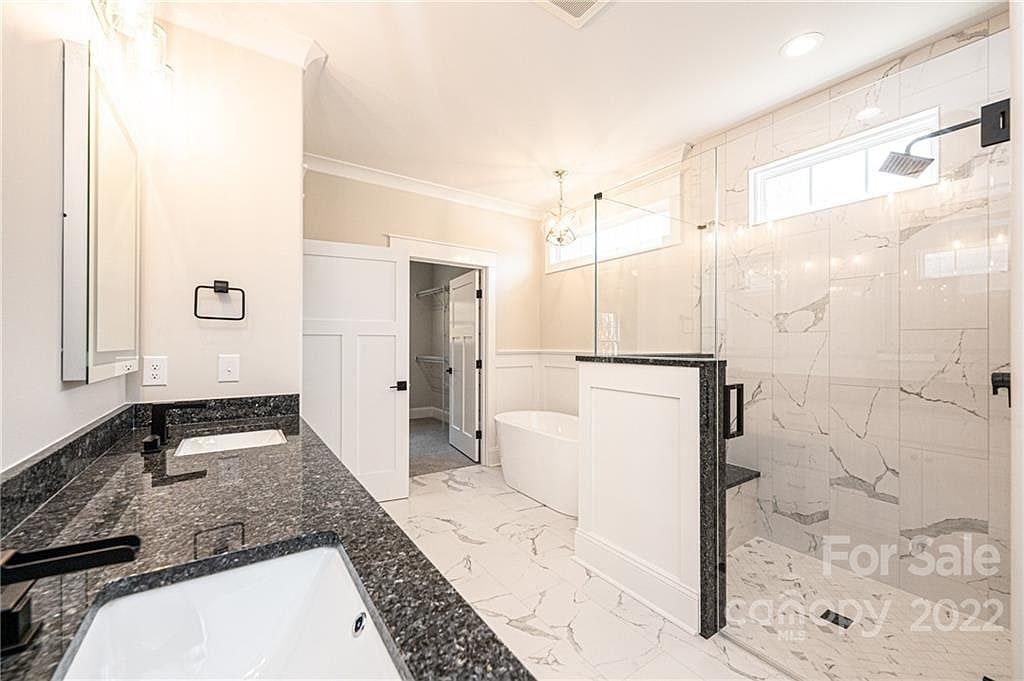 The River Bend Residence — photo 35