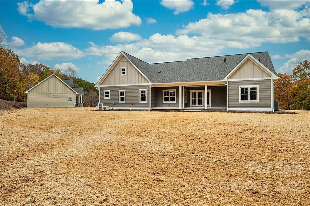 The River Bend Residence — photo 45